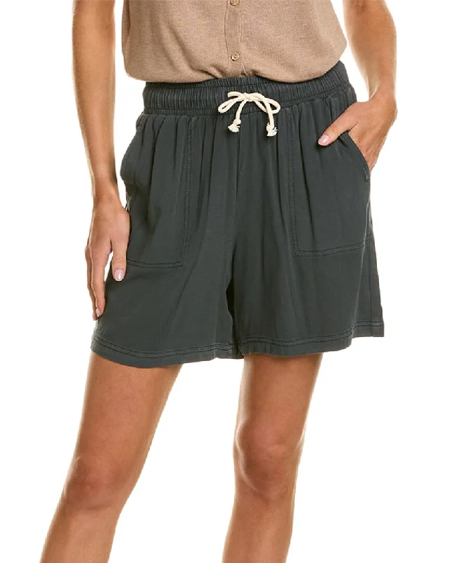 Celebrity Style Splendid Alexia Short